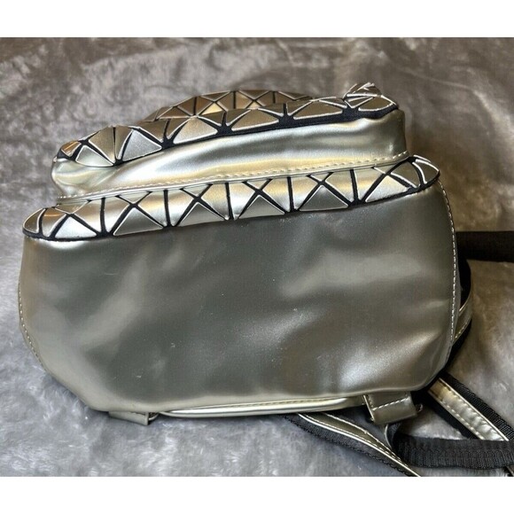 Sondra Roberts Squared Silver Metallic Geometric Pattern Mini Backpack Bag - Picture 9 of 15